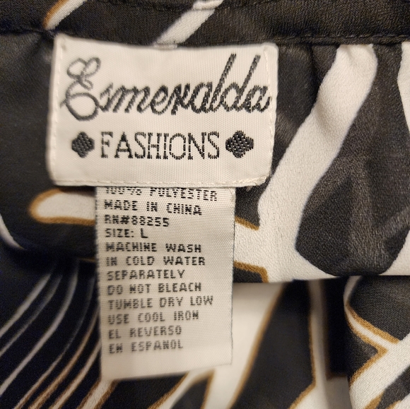 Women's blouse - Picture 7 of 7